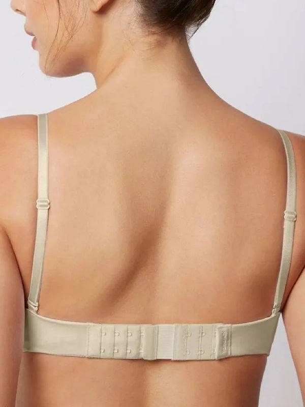 Bra extender tradicional con elástico.