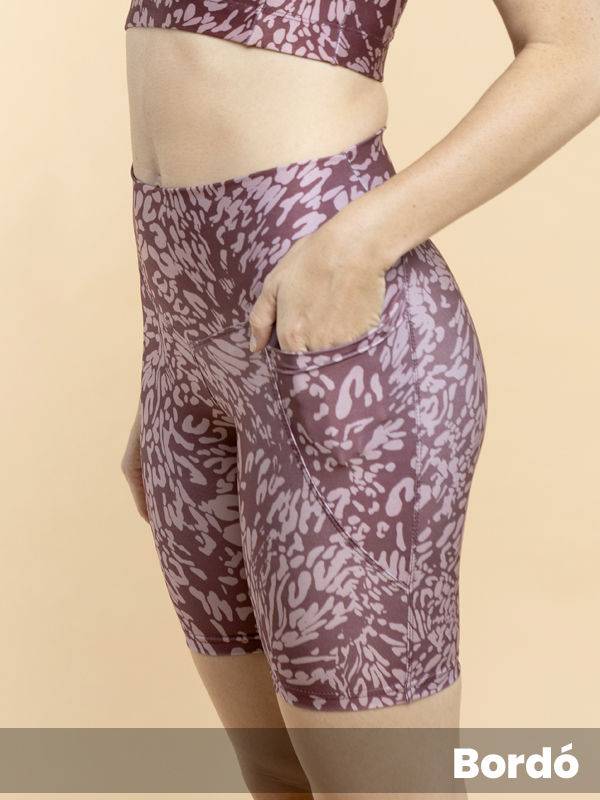 Biker Microfibra Estampada y Bolsillo