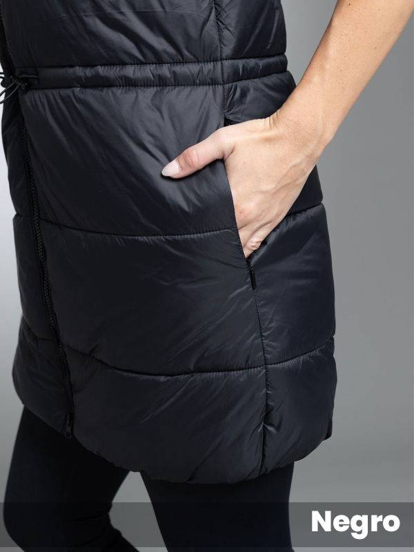Chaleco largo con capucha, doble carrete
