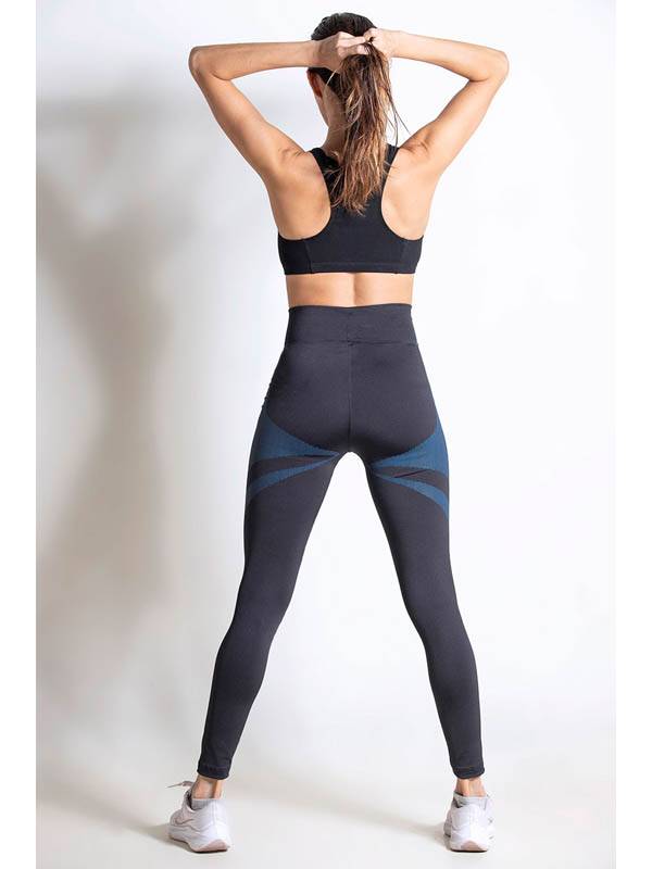Leggins negra con estampa localizada