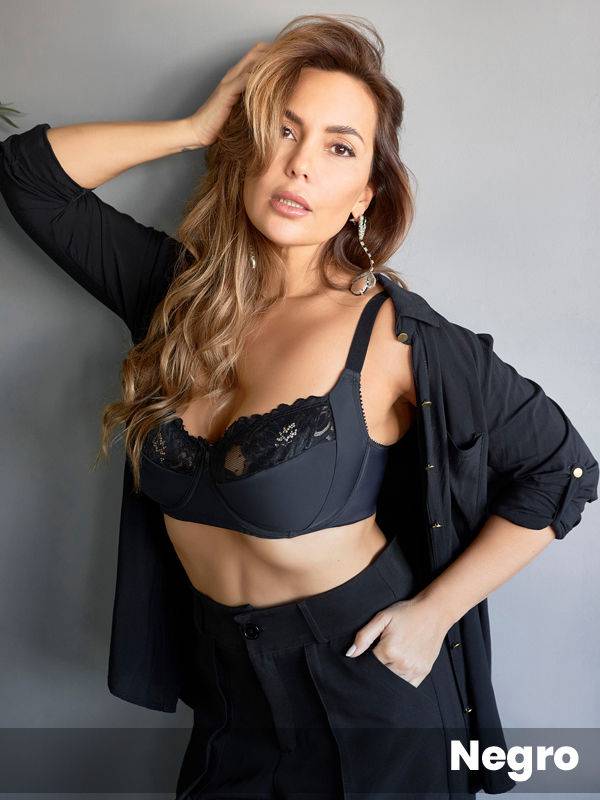 Soutien Modelador Confort Con Recorte Lateral De Tricot Lycra Y Puntilla