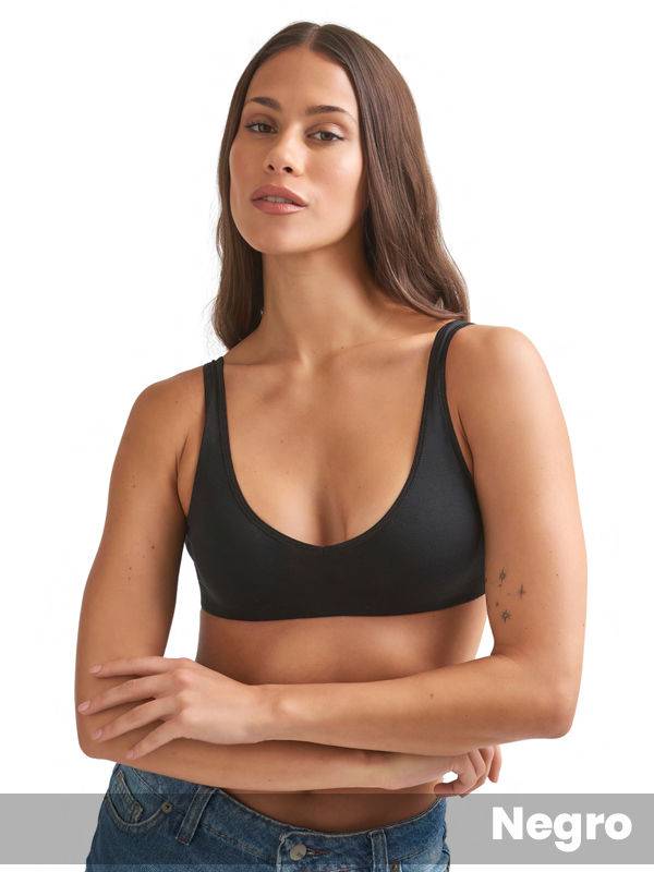 Top estilo 360° con doble escote de algodón y lycra