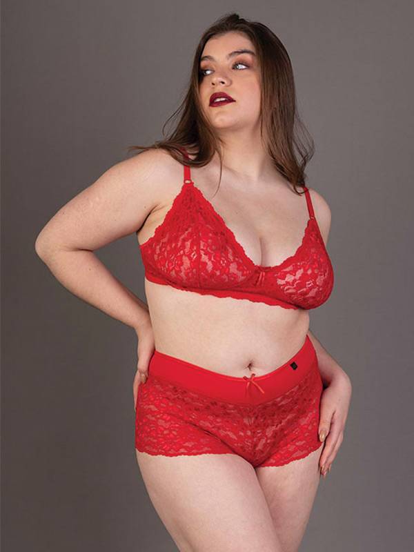 Culote microfibra y puntilla grande