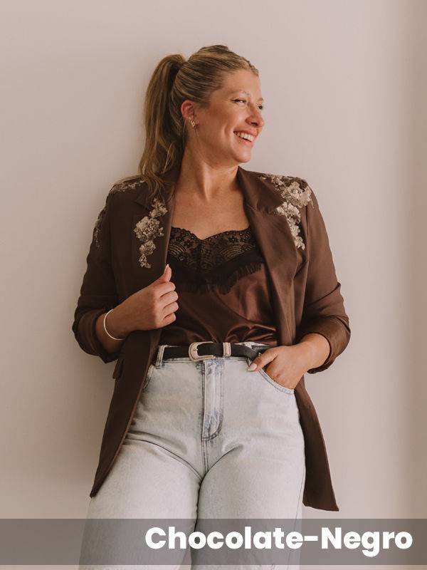 Musculosa Lencera De Satén Elastizado Con Bretel Elástico Fino